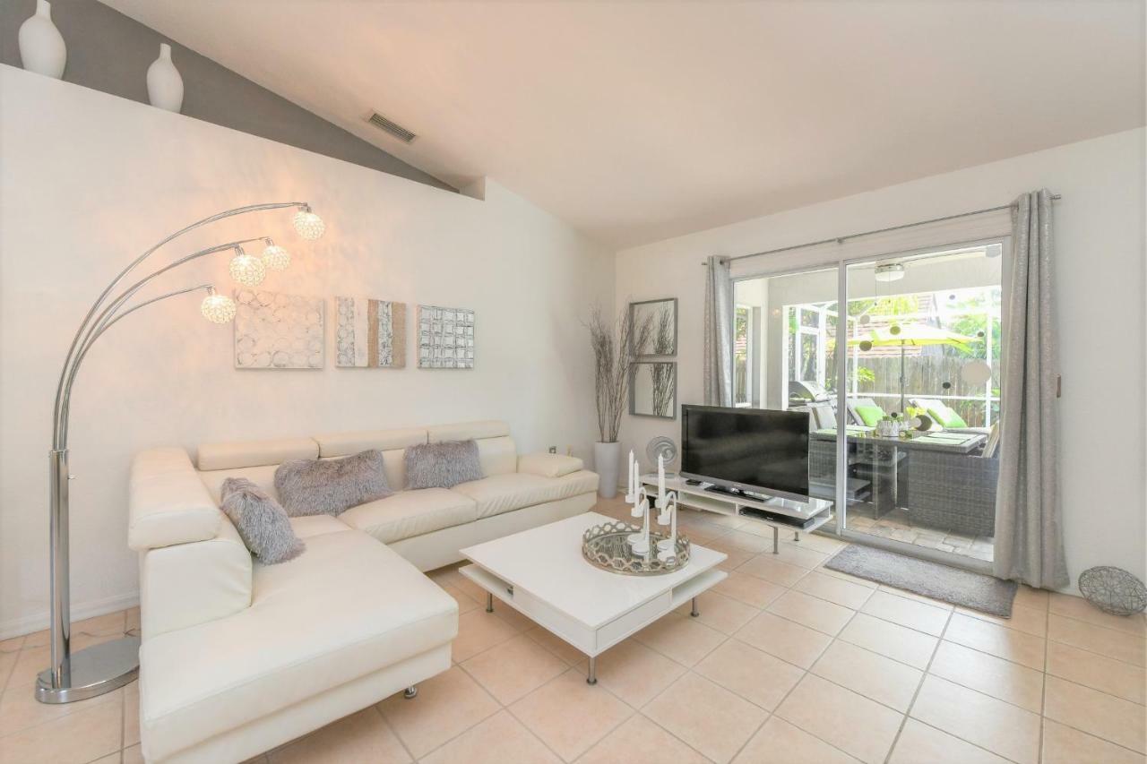 Contemporary Pool Villa I - Pool & Jacuzzi - Nearby Beach Venice Exterior foto